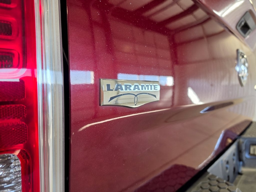 2017 RAM 2500 Laramie Mega Cab 4x4 6'4' Box