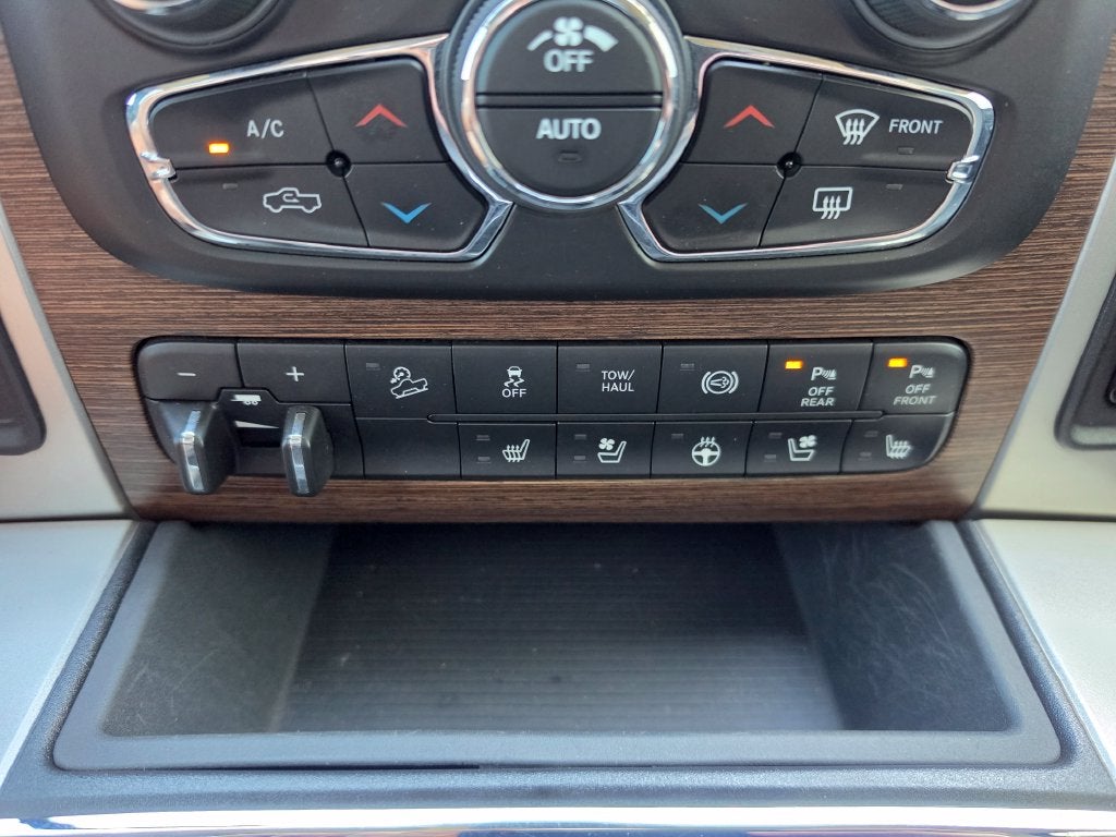 2017 RAM 2500 Laramie Mega Cab 4x4 6'4' Box