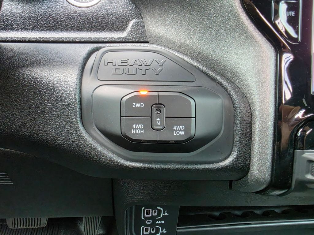 2026 RAM 3500 Chassis Tradesman/Big Horn