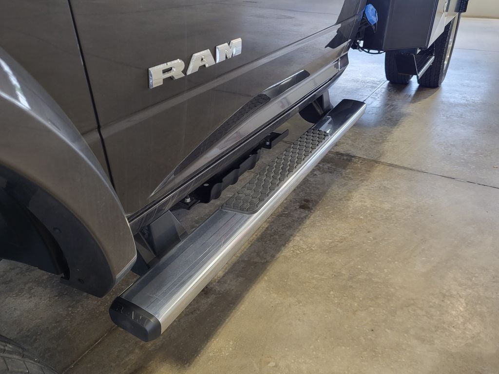 2024 RAM 5500 Chassis Tradesman/SLT
