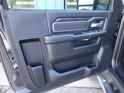 2024 RAM 5500 Chassis Tradesman/SLT