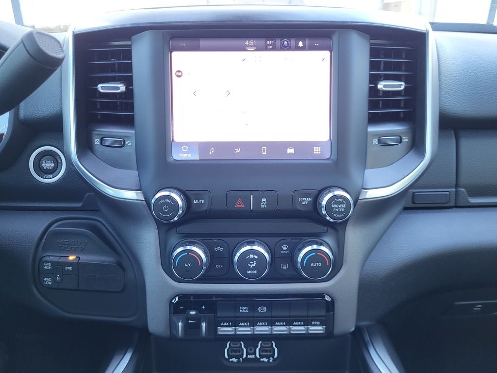 2024 RAM 5500 Chassis Tradesman/SLT