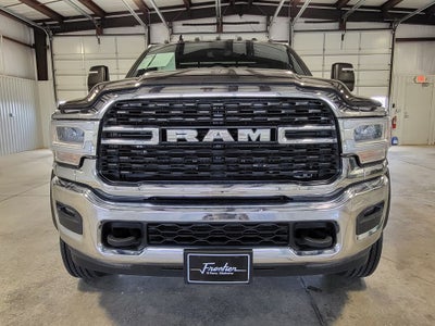2024 RAM 5500 Chassis Tradesman/SLT