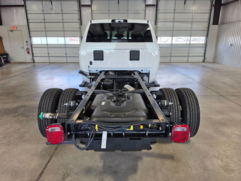 2026 RAM 3500 Chassis Cab RAM 3500 TRADESMAN CREW CAB CHASSIS 4X4 60' CA