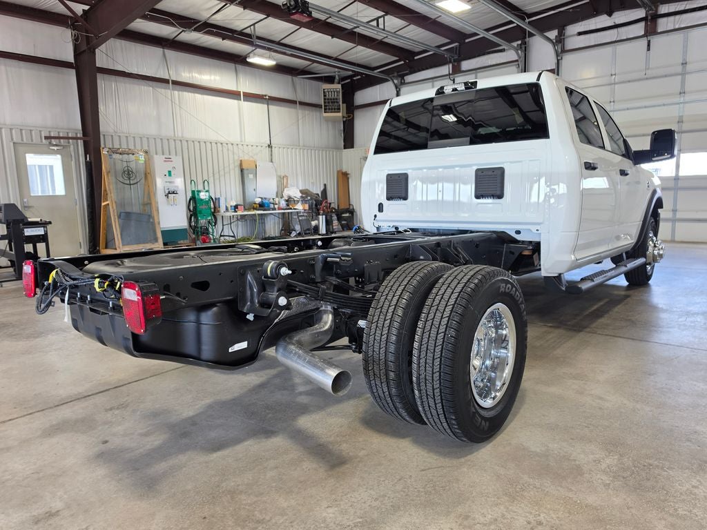 2026 RAM 3500 Chassis Cab RAM 3500 TRADESMAN CREW CAB CHASSIS 4X4 60' CA