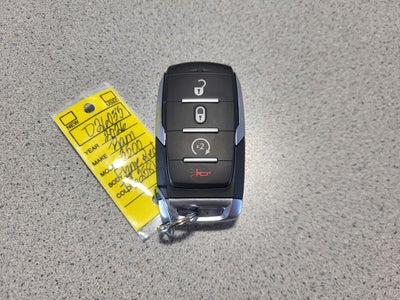 2026 RAM Ram 3500 Chassis Cab RAM 3500 BIG HORN CREW CAB CHASSIS 4X4 60' CA