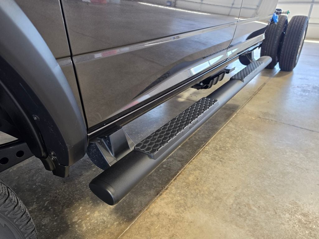 2026 RAM Ram 3500 Chassis Cab RAM 3500 TRADESMAN CREW CAB CHASSIS 4X4 60' CA