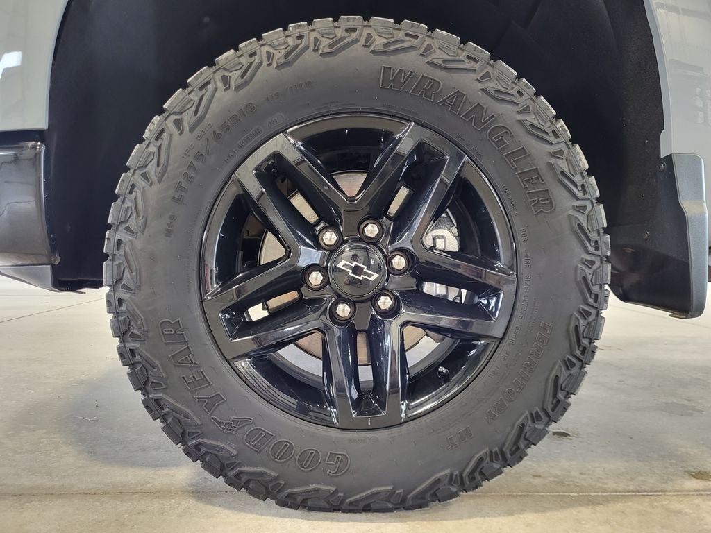 2024 Chevrolet Silverado 1500 4WD Crew Cab Short Bed Custom Trail Boss