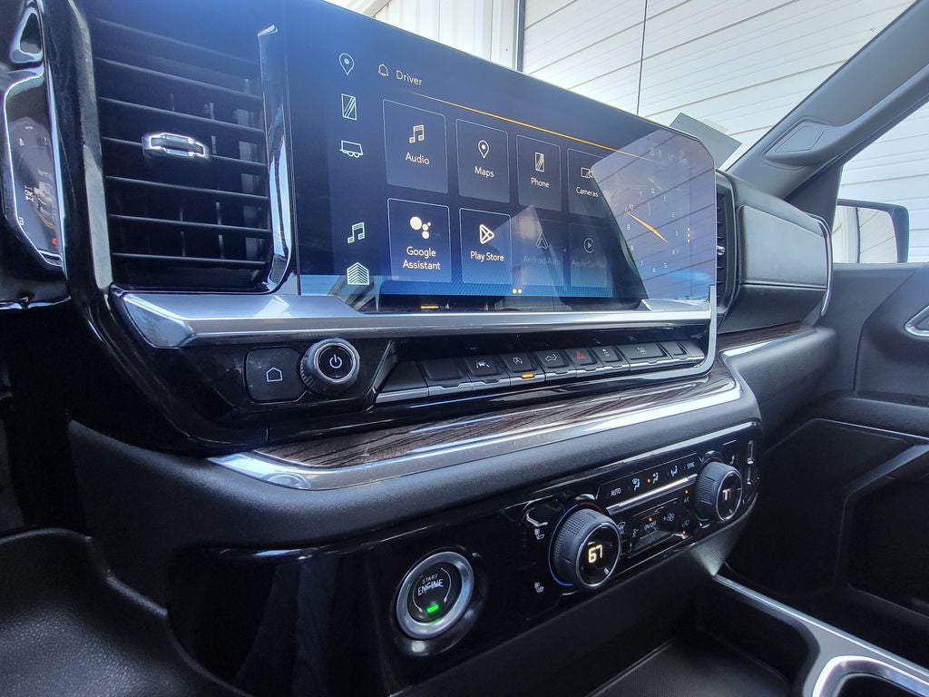 2022 Chevrolet Silverado 1500 4WD Crew Cab Standard Bed LT