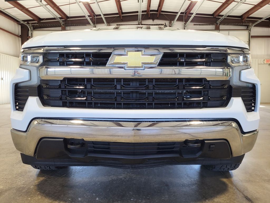 2022 Chevrolet Silverado 1500 4WD Crew Cab Standard Bed LT