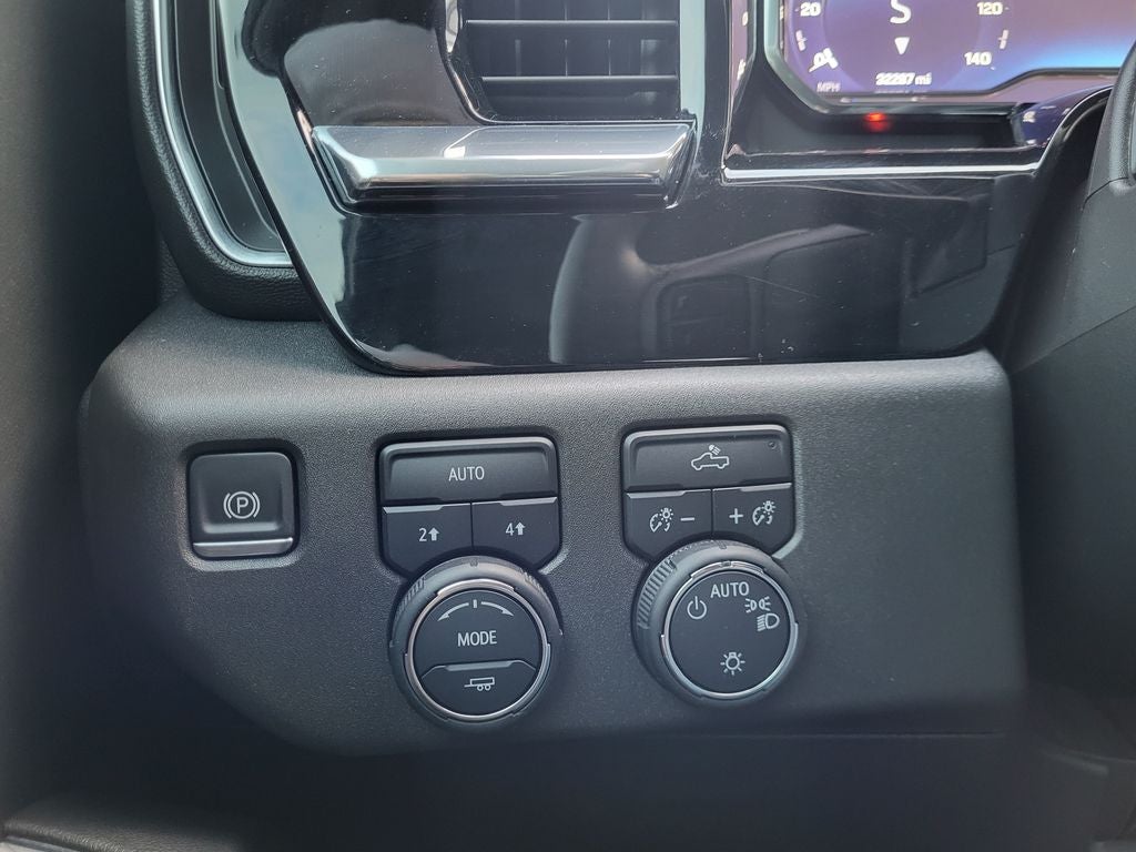 2025 Chevrolet Silverado 1500 4WD Crew Cab Standard Bed LT