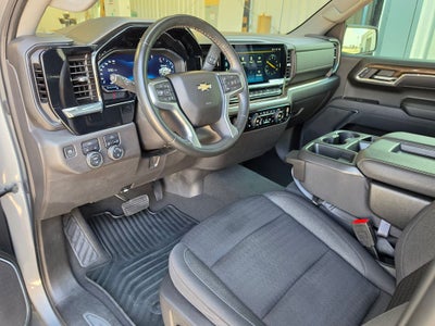 2025 Chevrolet Silverado 1500 4WD Crew Cab Standard Bed LT