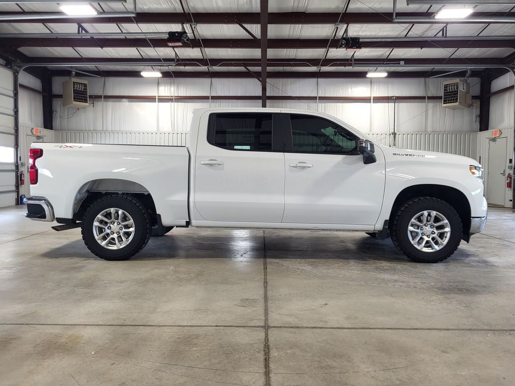 2025 Chevrolet Silverado 1500 4WD Crew Cab Standard Bed LT