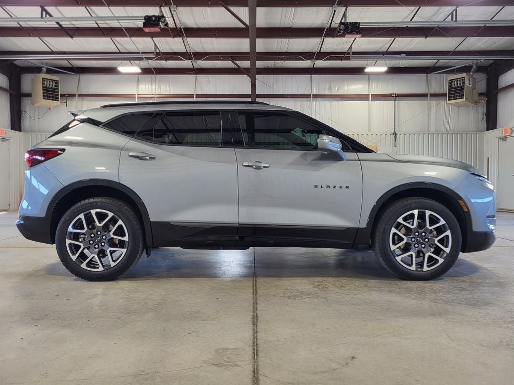 2025 Chevrolet Blazer FWD RS