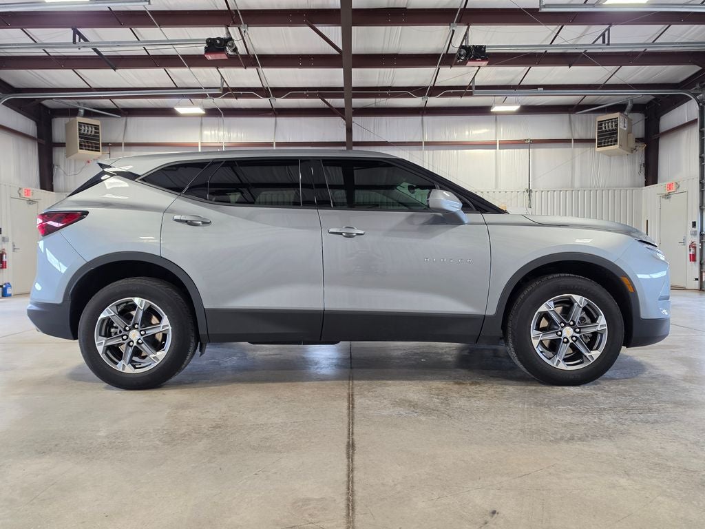 2025 Chevrolet Blazer AWD 2LT