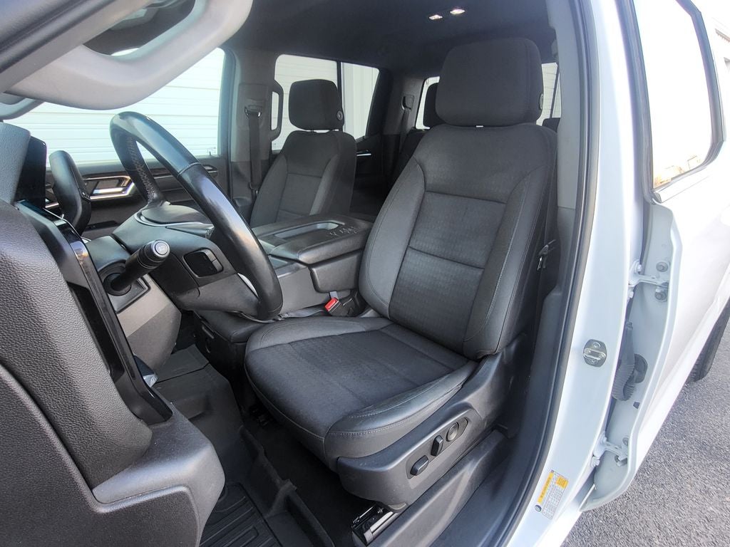 2023 GMC Sierra 1500 4WD Crew Cab Short Box SLE