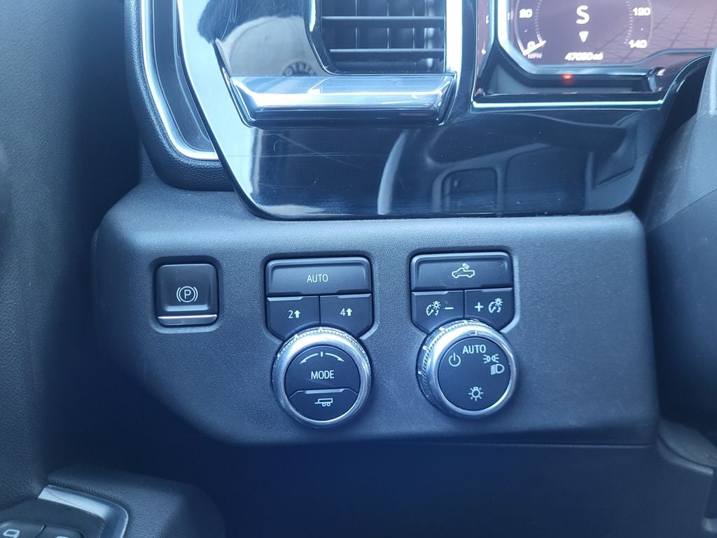 2023 GMC Sierra 1500 4WD Crew Cab Short Box SLE