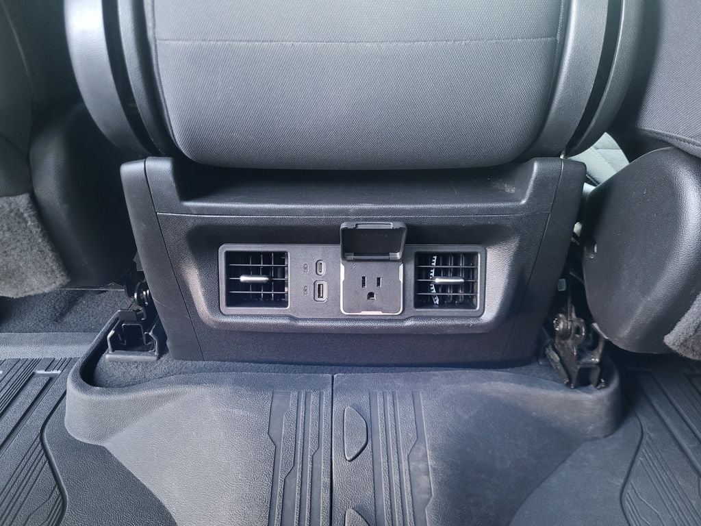 2023 GMC Sierra 1500 4WD Crew Cab Short Box SLE