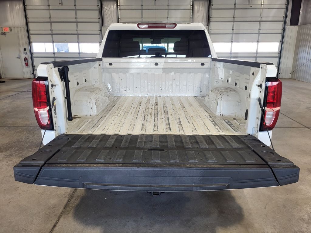 2023 GMC Sierra 1500 4WD Crew Cab Short Box SLE