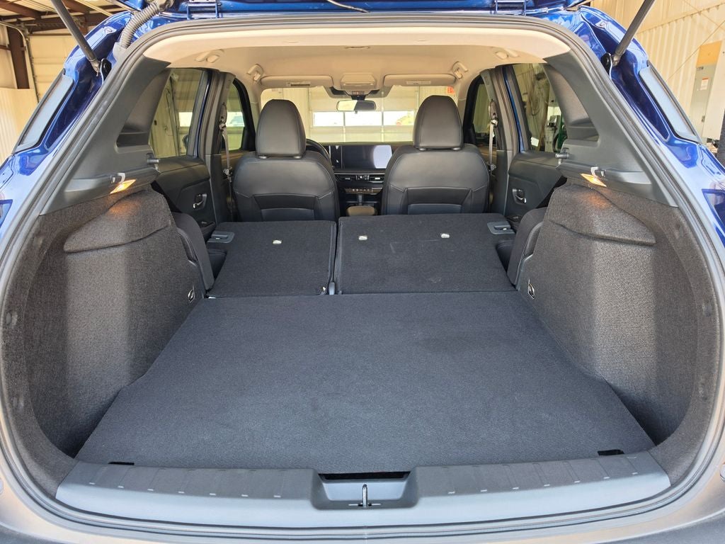 2025 Nissan Kicks SR Intelligent AWD