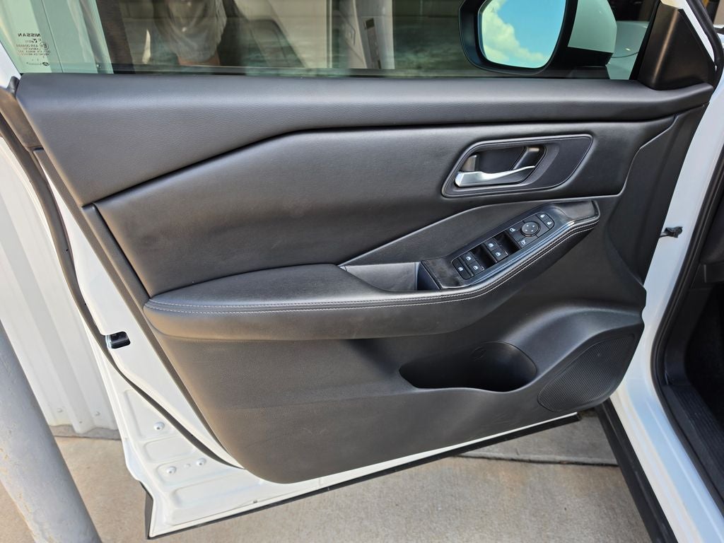 2024 Nissan Rogue SV FWD