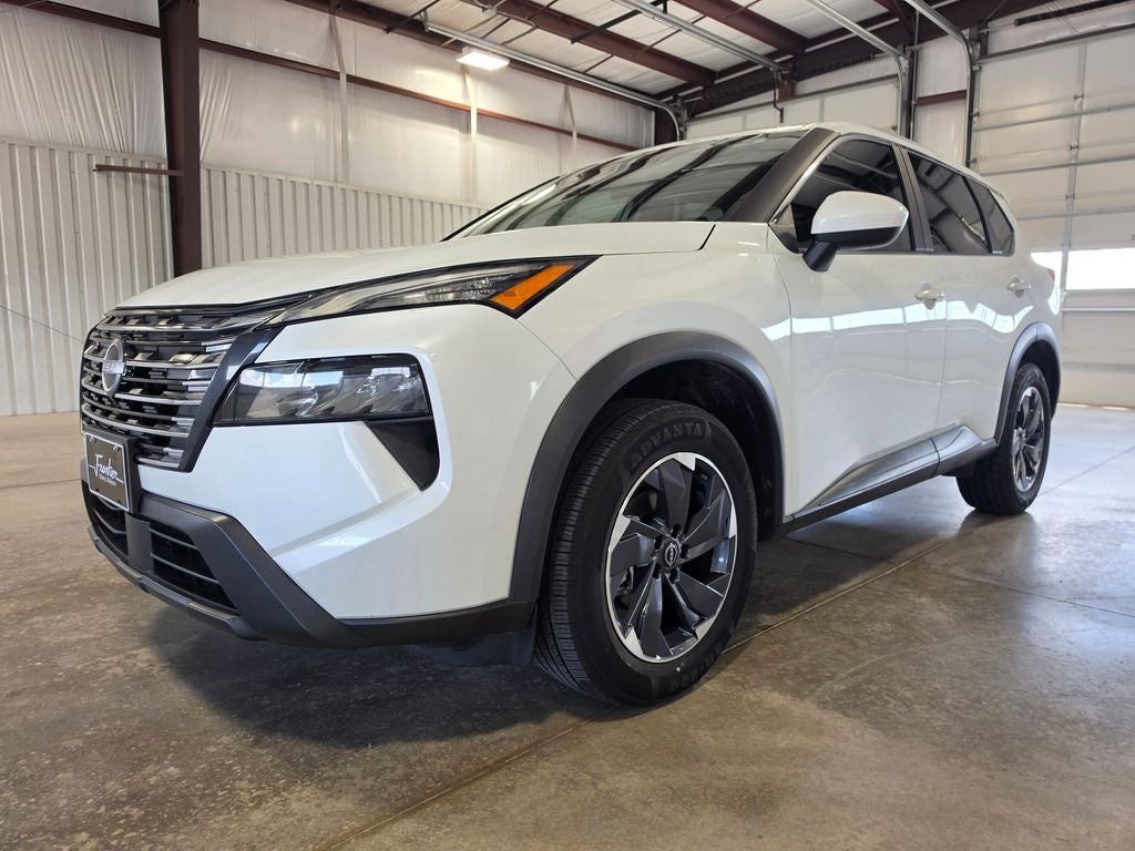 2024 Nissan Rogue SV FWD