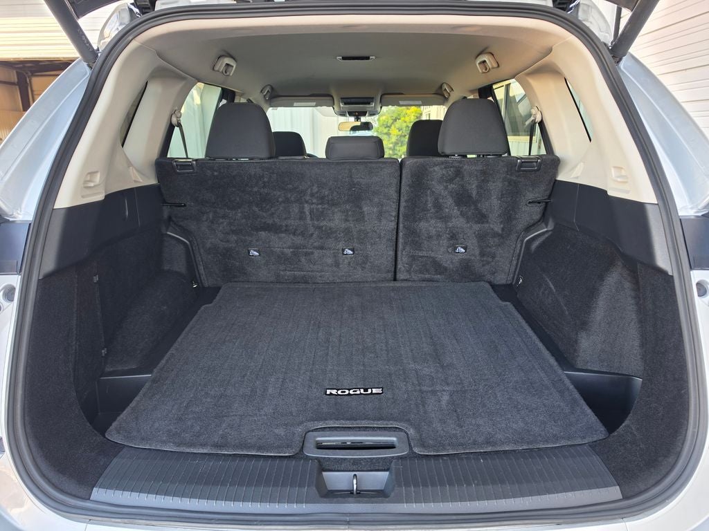 2025 Nissan Rogue SV FWD