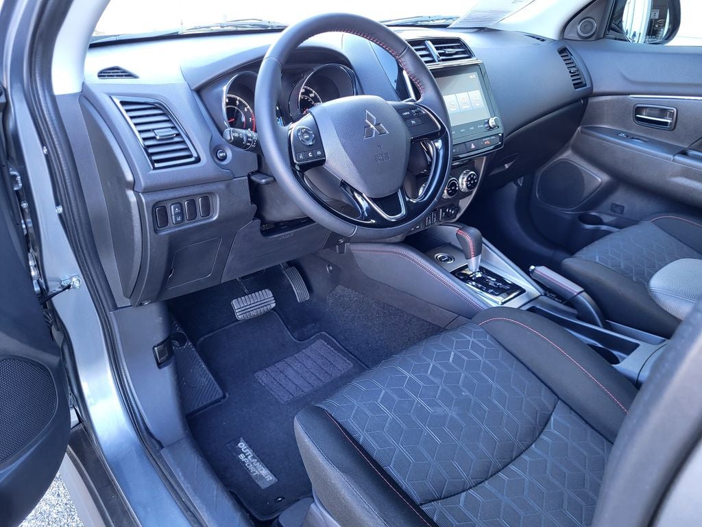 2025 Mitsubishi Outlander Sport Base