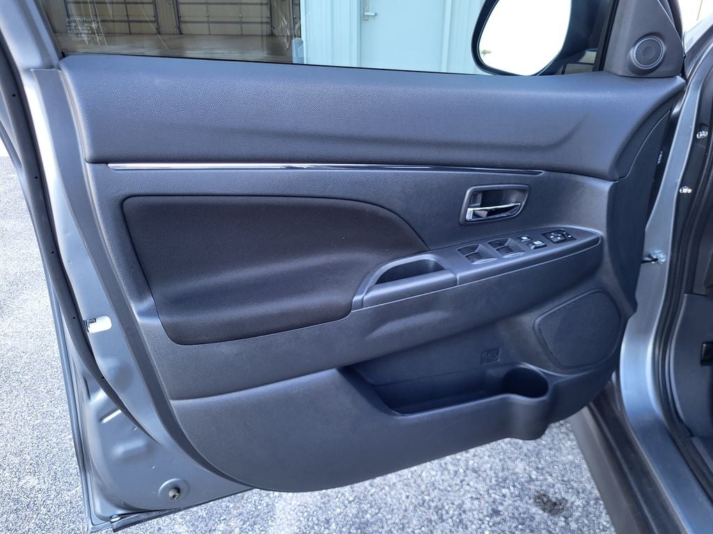 2025 Mitsubishi Outlander Sport Base