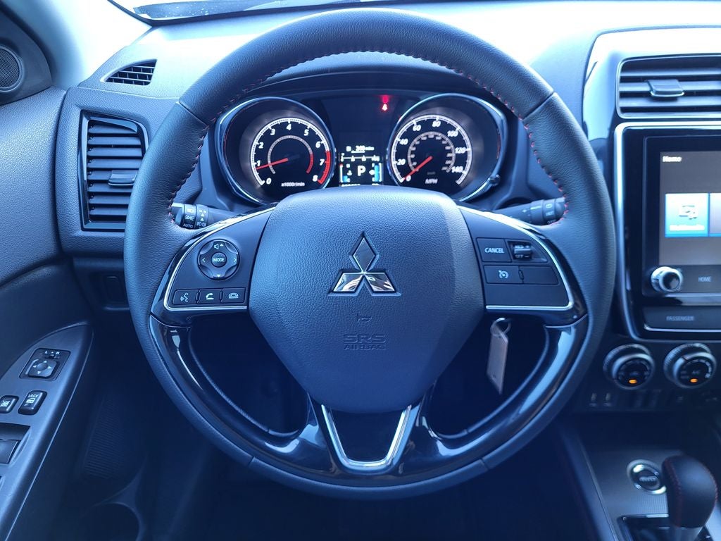 2025 Mitsubishi Outlander Sport Base