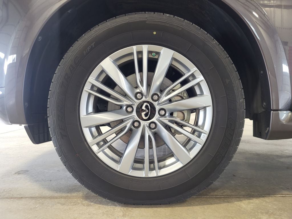 2024 INFINITI QX80 LUXE AWD