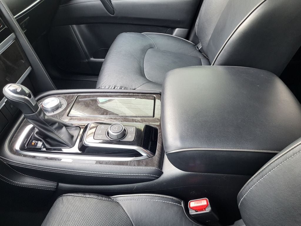 2024 INFINITI QX80 LUXE AWD